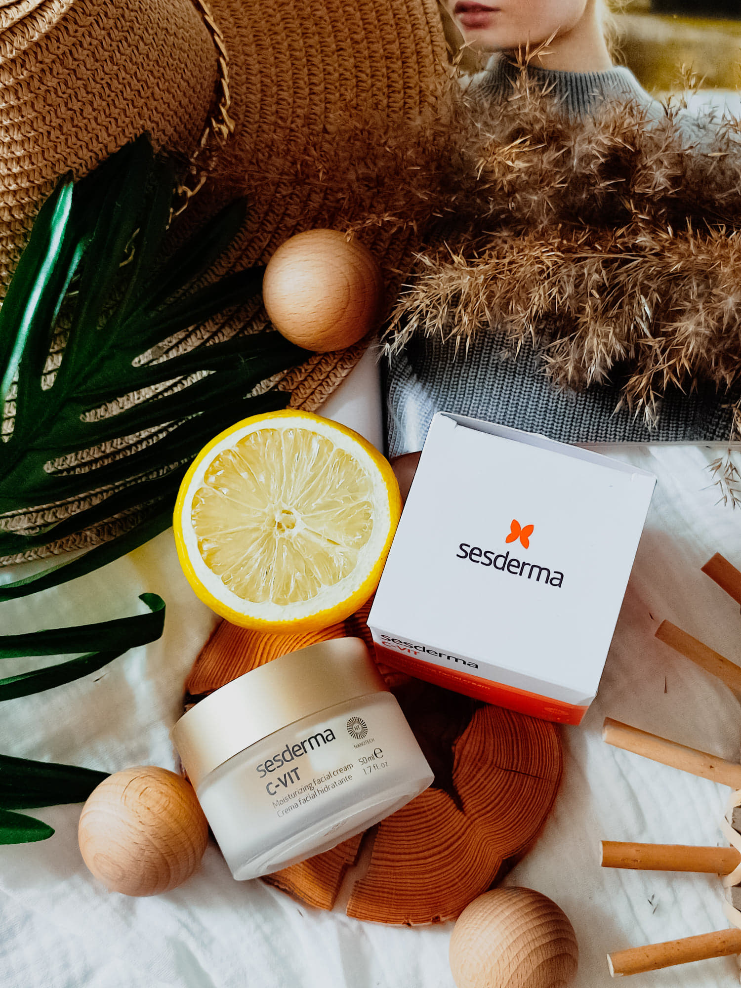 Składniki aktywne w kosmetykach do pielęgnacji cery | witamina C